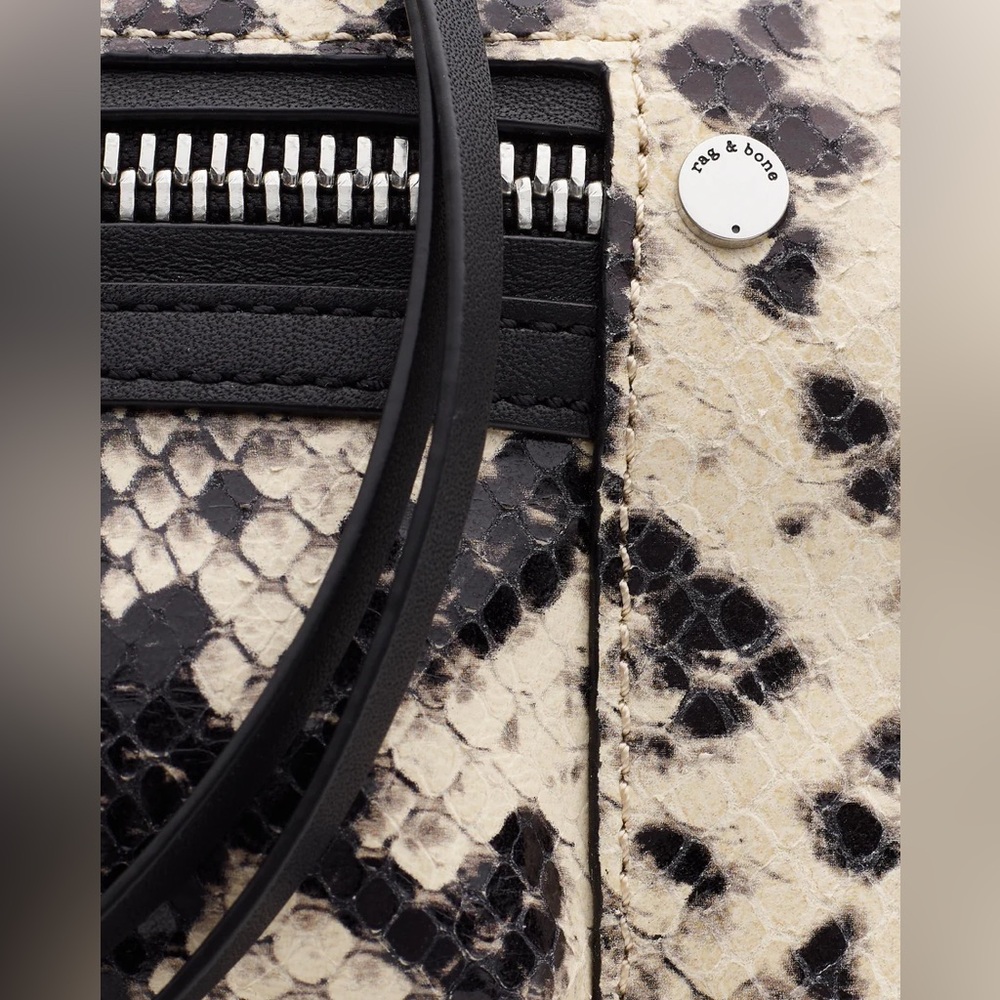 Rag & Bone Elliot Snake Embossed Leather Fanny Pack ***Like New - Picture 3 of 12